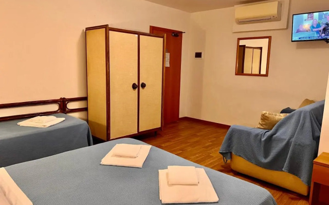 Hotel Canada
