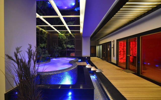 Elite Luxury Suite & Spa