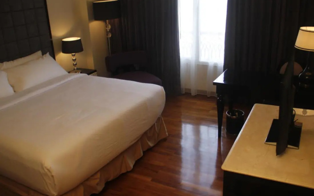Diradja Hotel