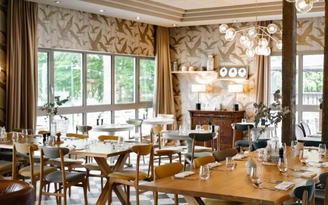 Demeures de campagne Parc du Coudray – Mercure