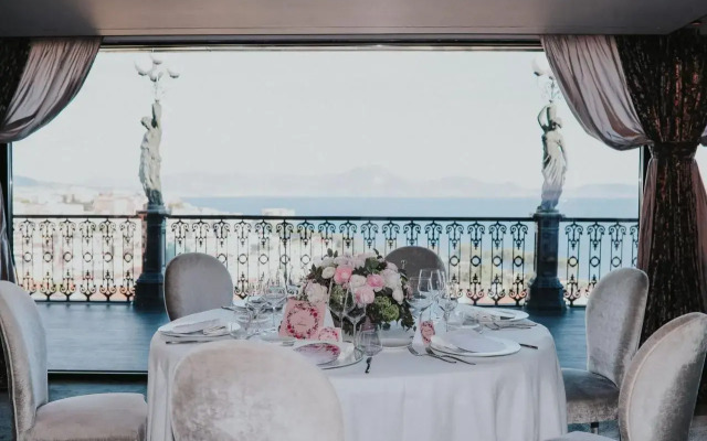 Grand Hotel Parkers