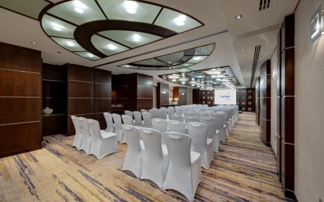 Rose Rayhaan Hotel by Rotana