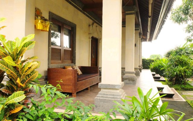 The Sankara Suites & Villas