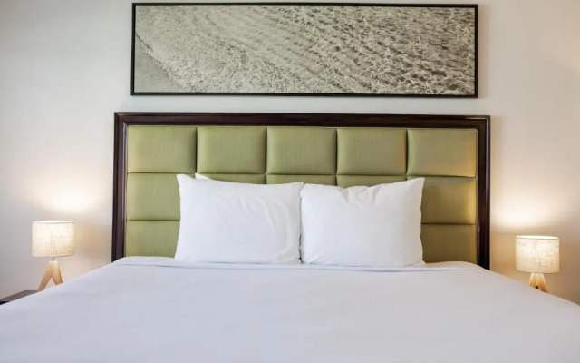 Maui Seaside Hotel