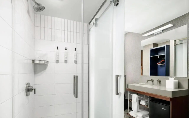 SpringHill Suites by Marriott New York Manhattan/Times Square South