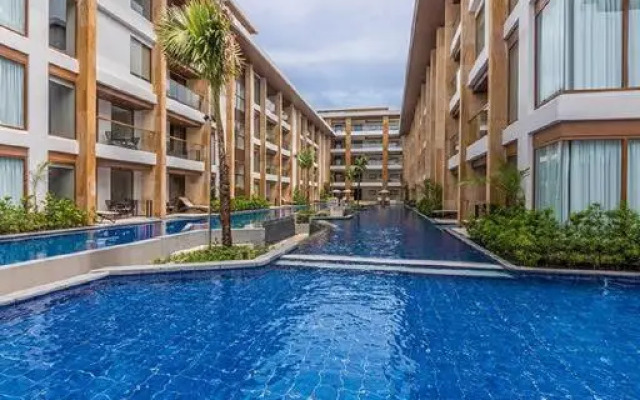 Henann Crystal Sands Resort