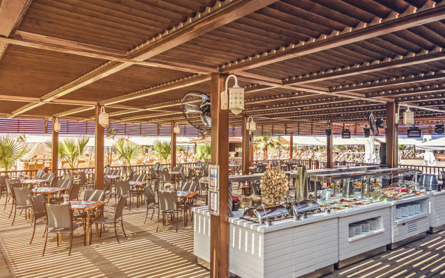 Royal Taj Mahal - All Inclusive
