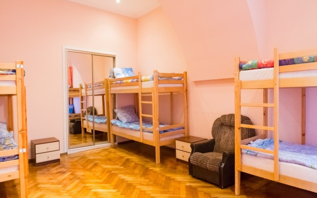 TAKi hostel
