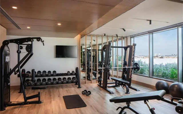 Holiday Inn Hotel & Suites Dubai Science Park by IHG