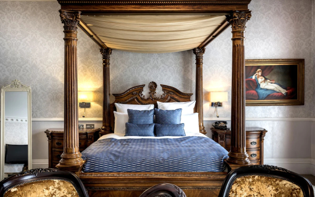 Grand Royale Hyde Park