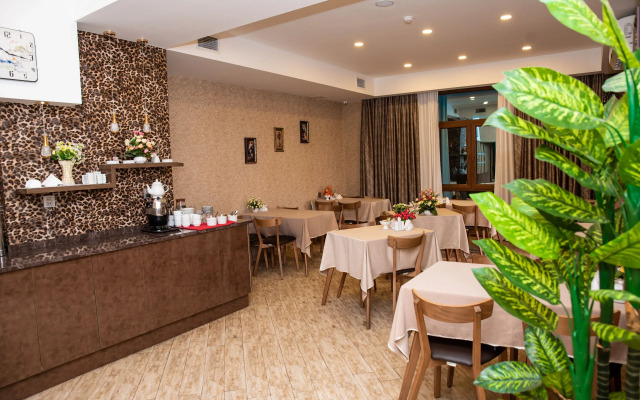 Sebail Inn Hotel - Hostel