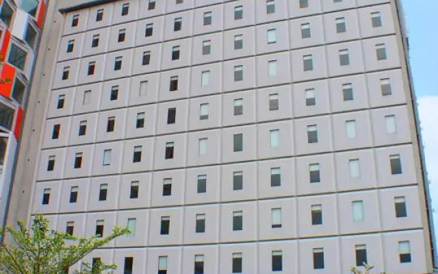 POP! Hotel Solo