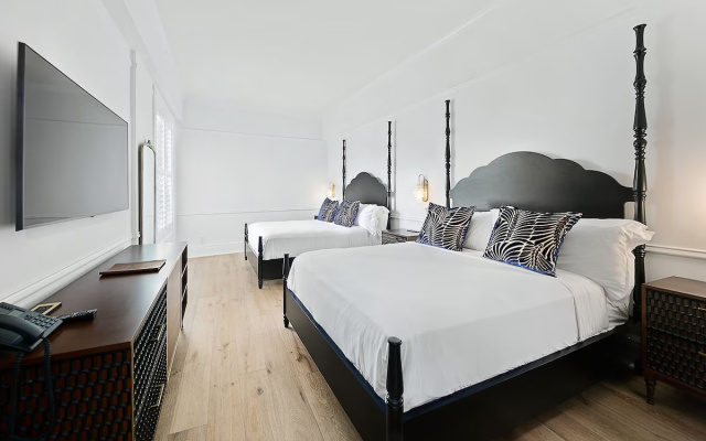 Fairmount Hotel