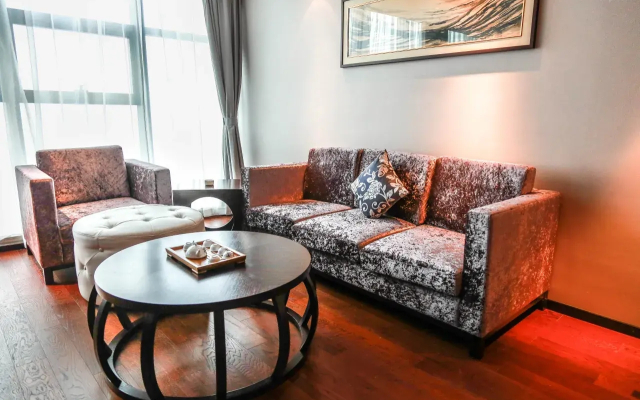 Scholars Hotel (Zhenjiang City Government Sports Exhibition Center)