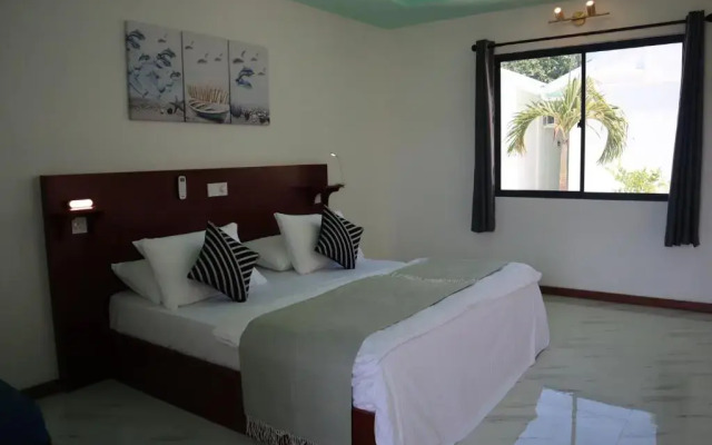 Clouds Beach Retreat Laamu