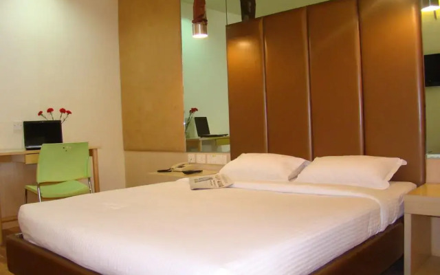 Purple Inn Boutique Hotel