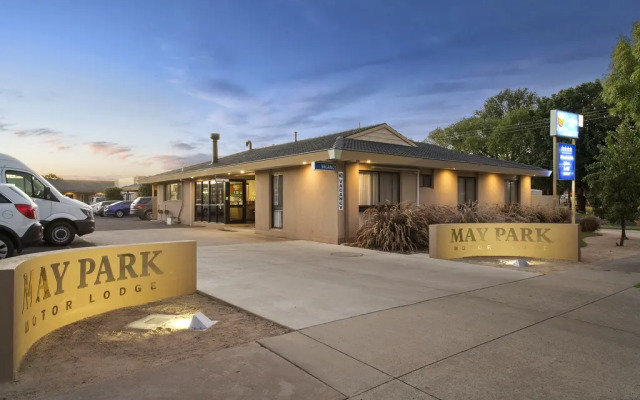 Comfort Inn May Park