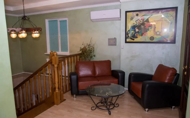 Cd Hostel