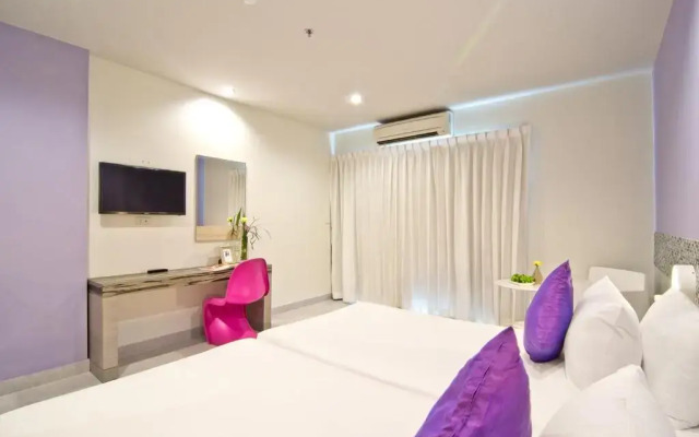 Grand Bella Hotel