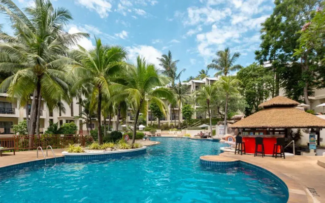 Horizon Karon Beach Resort & Spa