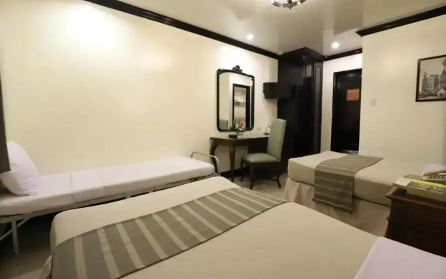 New Camelot Hotel
