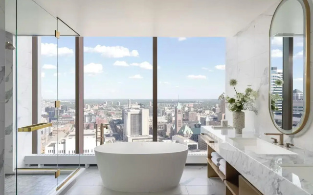 Four Seasons Minneapolis Hotel