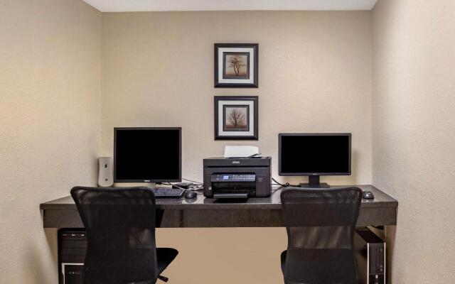 Best Western Salisbury Plaza