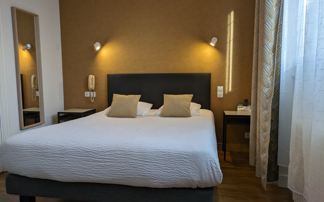 Hôtel Le Saint Florent