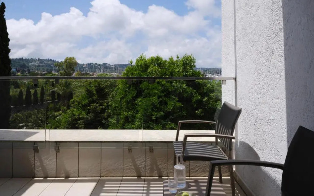 Kontokali Bay Resort & Spa