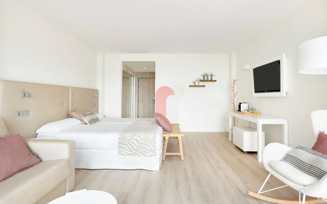 Iberostar Waves Cala Millor -Adults Only