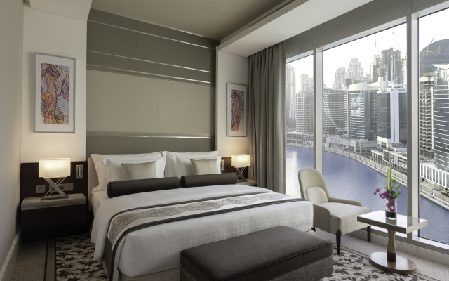 Renaissance Business Bay Hotel