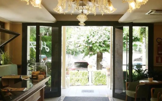 Hotel Fioroni