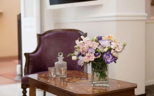 Villa Cheta Hotel & Restaurant