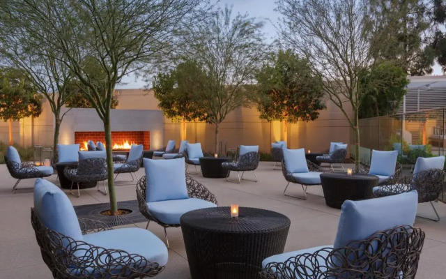 The Viv Hotel, Anaheim, a Tribute Portfolio Hotel