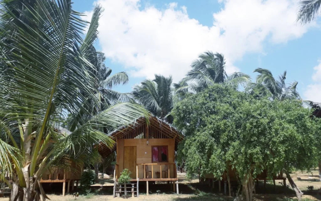 Yala Waves Beach Resort