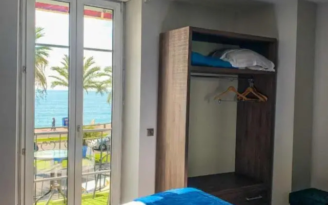 Hotel Flots d'Azur