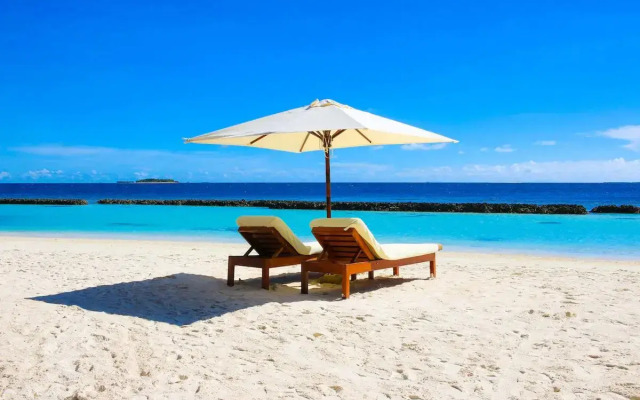 Vakarufalhi Island Resort & Spa