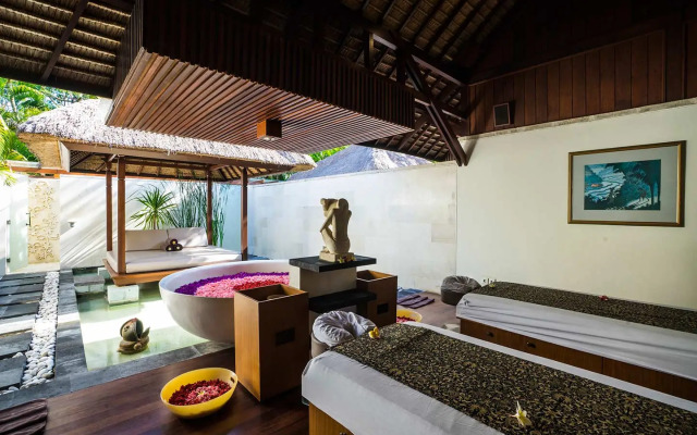 Nusa Dua Beach Hotel and Spa - Handwritten Collection