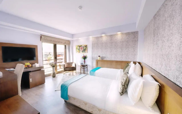Phoenicia Comfort Hotel