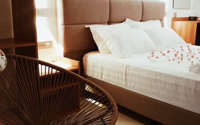 Palm Rest Hotel