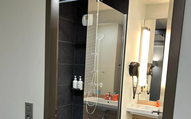 B&B HOTEL Le Havre Centre