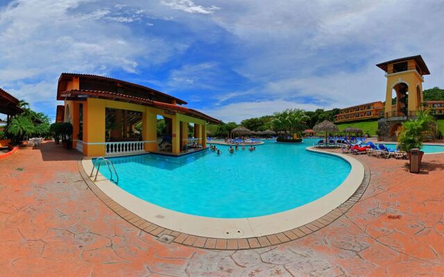 Allegro Papagayo All Inclusive Resort