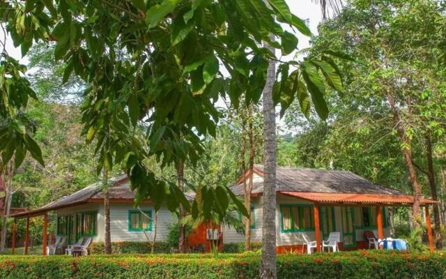 Ko Kut Ao Phrao Beach Resort