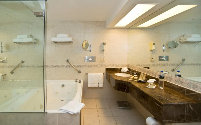 Radisson Hotel San Isidro