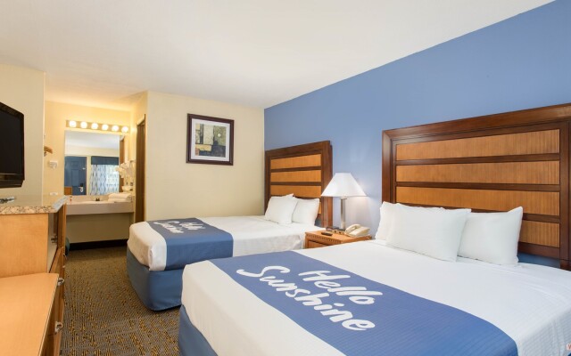 Отель Days Inn by Wyndham Renfro Valley Mount Vernon