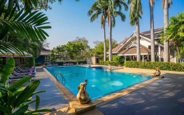 Le Charme Sukhothai Historical Park Resort