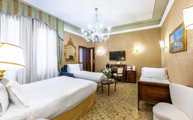 Colombina Hotel