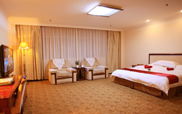 Ji Hotel (Rizhao Lighthouse Seaside Scenic Area)