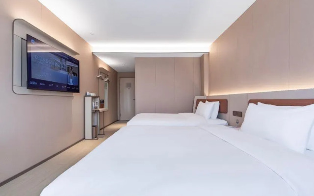 Hanting Express Shanghai Hongqiao Huqingping Road