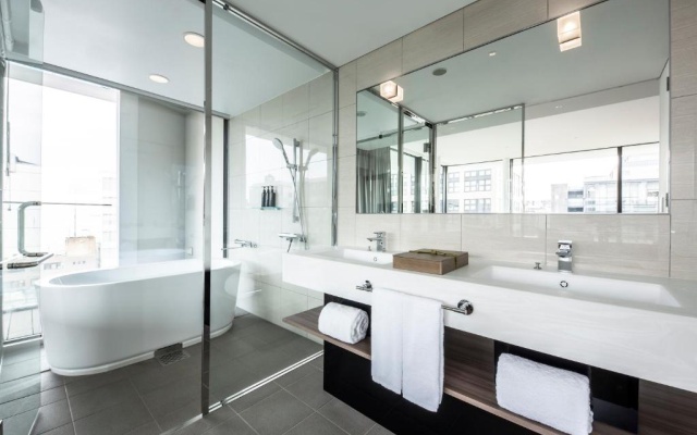 Corner Twin room with balcony (트윈 침대 2개) 사진 3